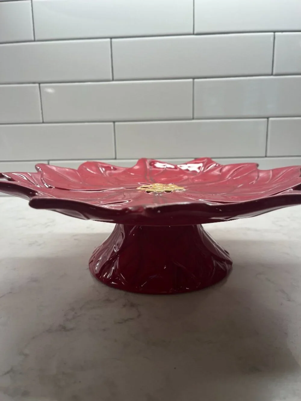 Princess House Red Poinsettia Pedestal Plate